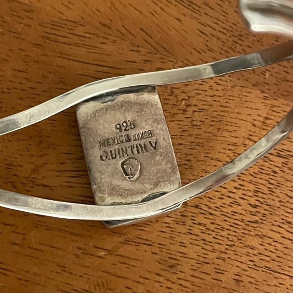 Mid Century Modern Taxco Quintin V. Inlaid Sterling Silver Cuff Bracelet - Picture 5 of 6